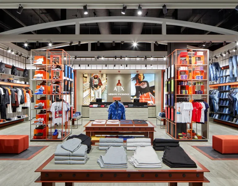 Fotógrafo de tiendas en Barcelona. fotografía de interiores de boutique para Armani